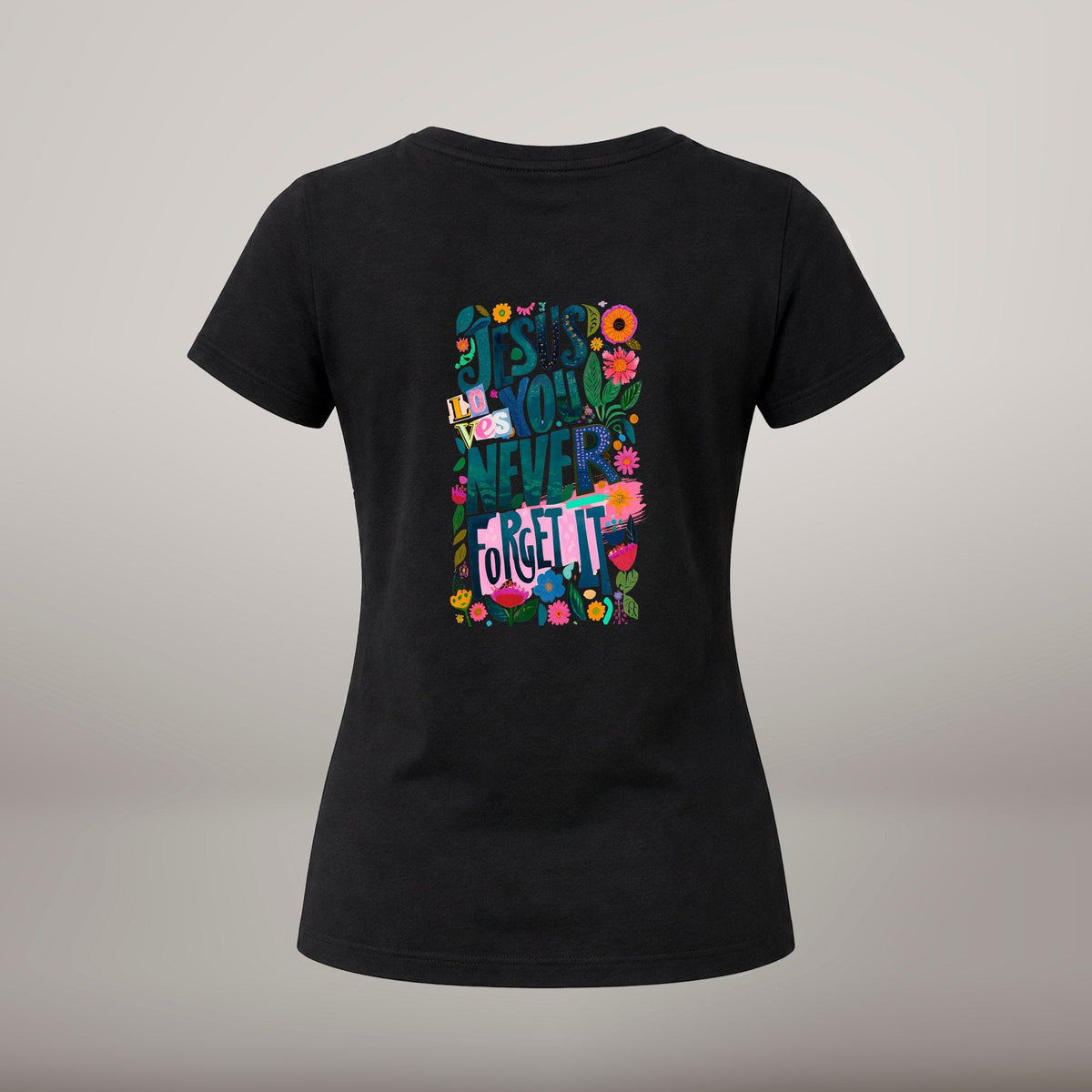 Jesus Loves You, Never Forget It – T-shirt de Manga Curta | Caminho Collection | Sheepfy - Sheepfy