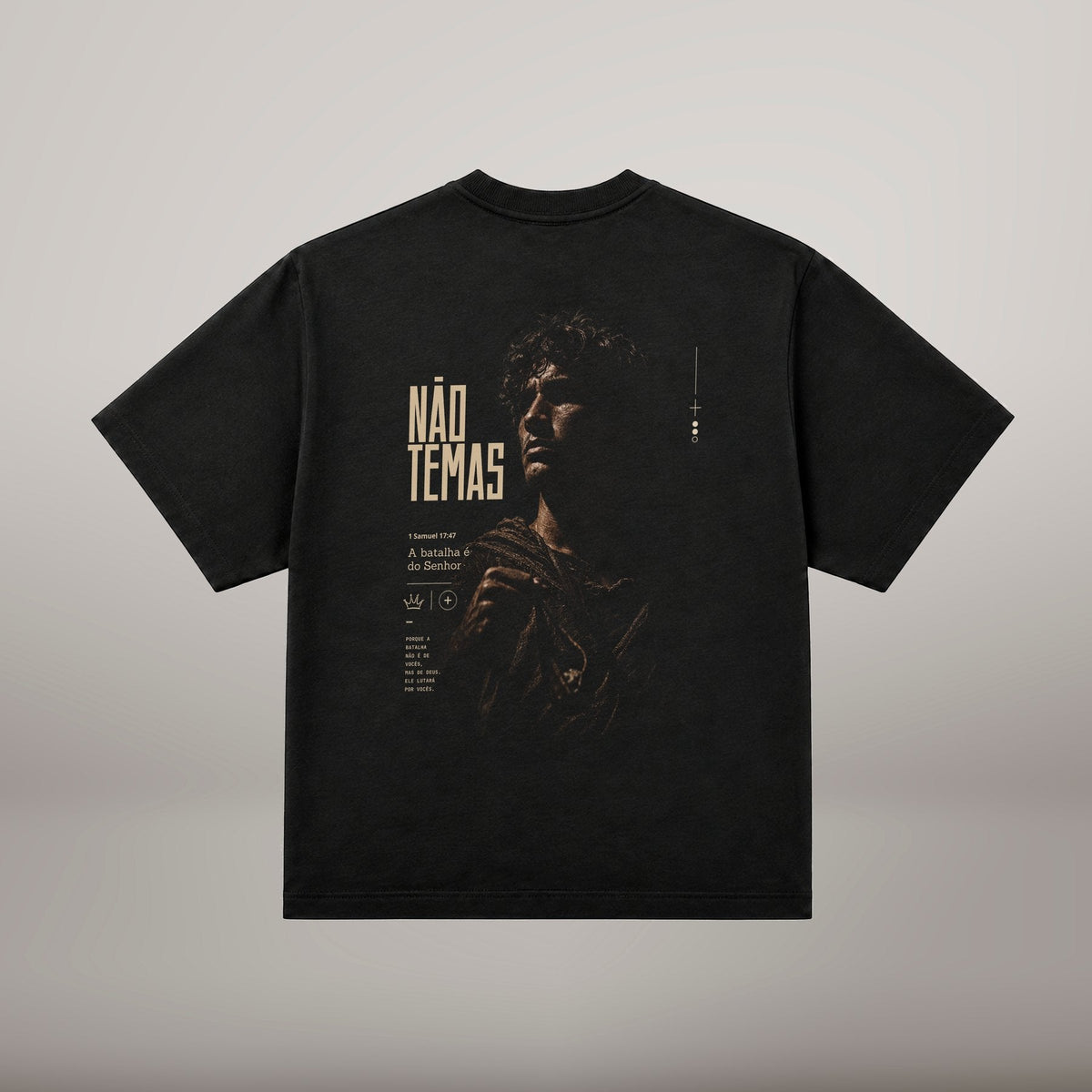 Não Temas – T-shirt cristã oversized de homem, preta (costas)