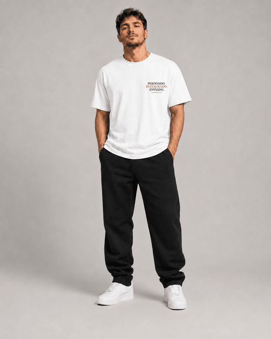 Perdoado. Restaurado. Enviado. – T-shirt cristã de homem – foto 2