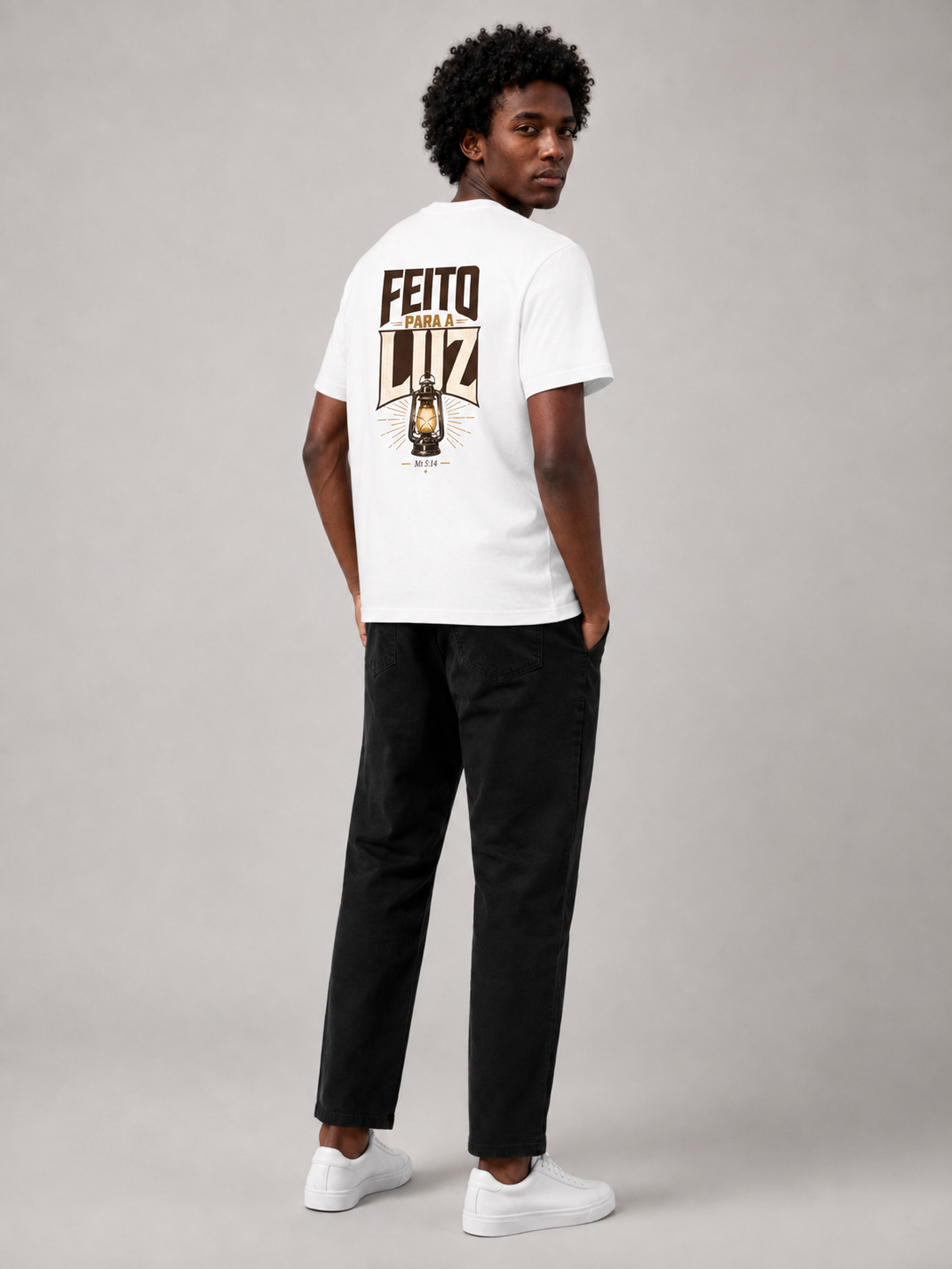 Feito para a Luz – T-shirt de Manga Curta | Caminho Collection | Sheepfy