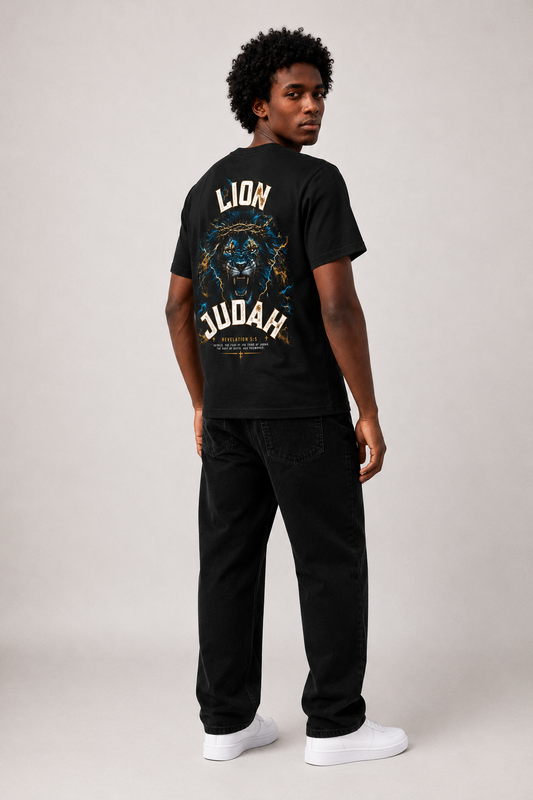 He Has Triumphed – T-shirt Oversized | Caminho Collection | Sheepfy