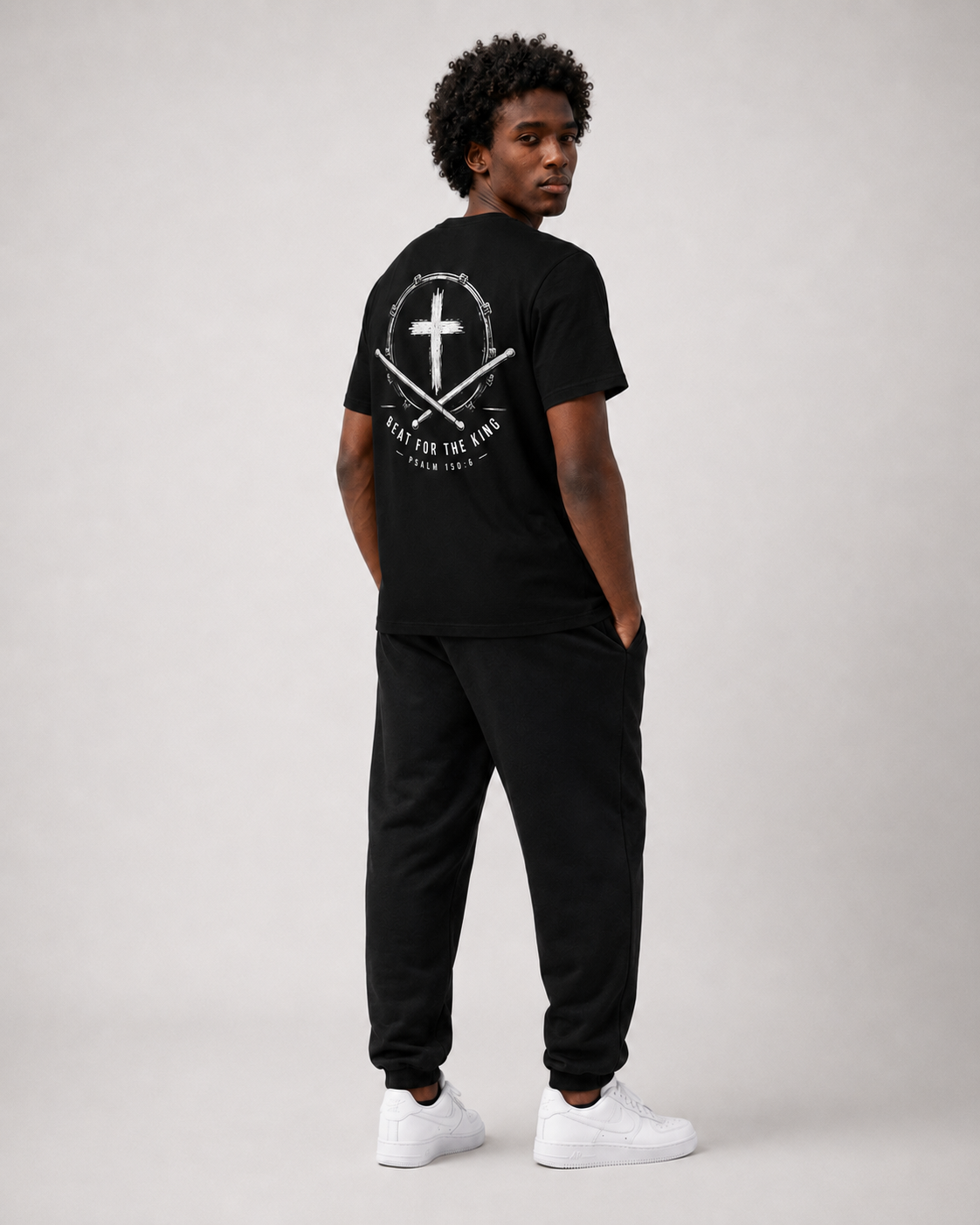 Beat for the King – T-shirt de Manga Curta | Caminho Collection | Sheepfy