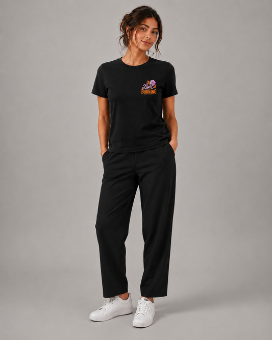 Keep Your Light Burning – T-shirt de Manga Curta | Caminho Collection | Sheepfy