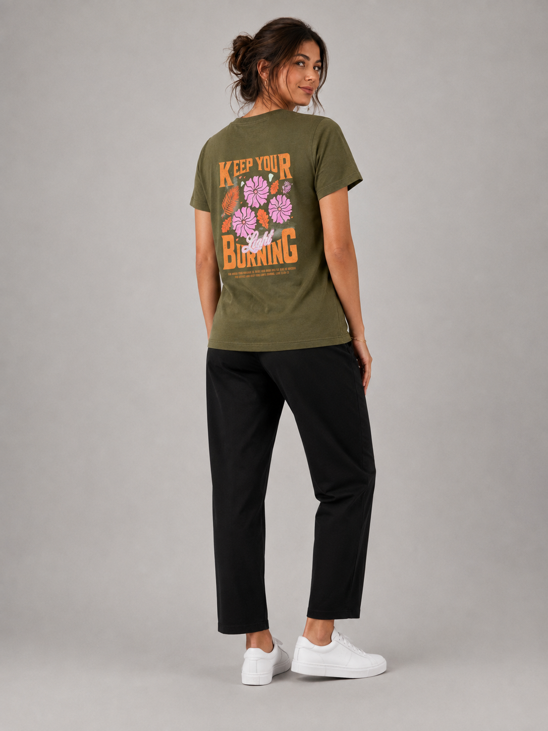 Keep Your Light Burning – T-shirt de Manga Curta | Caminho Collection | Sheepfy