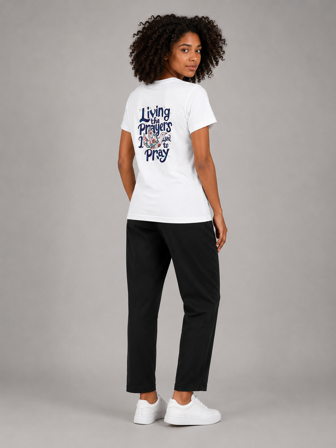Living The Prayers I Used to Pray – T-shirt de Manga Curta | Caminho Collection | Sheepfy