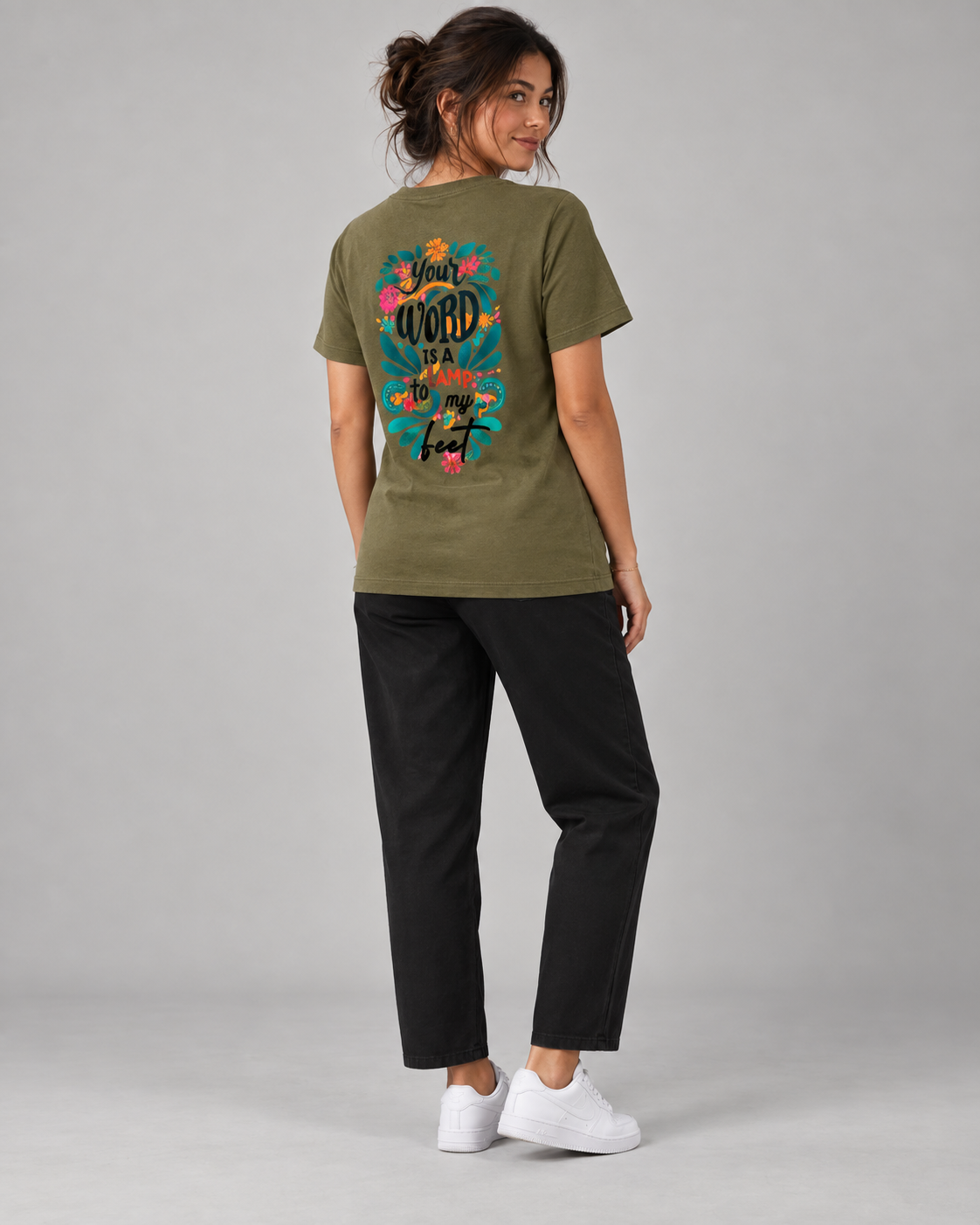 Your Word Is a Lamp to My Feet – T-shirt de Manga Curta | Caminho Collection | Sheepfy