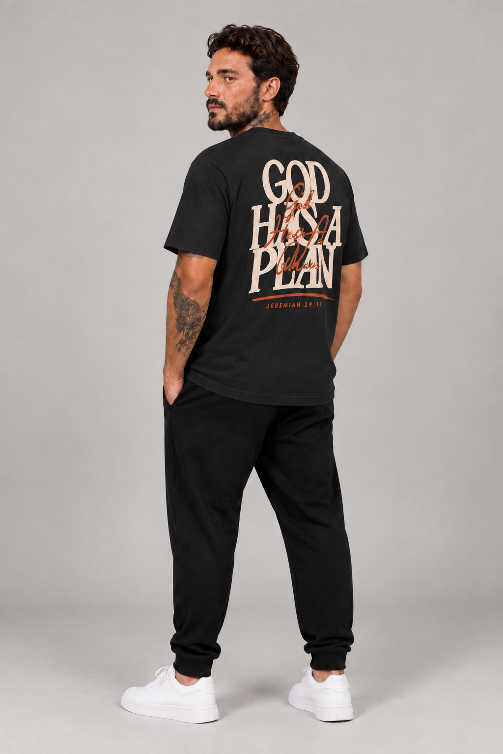 God Has a Plan – T-shirt de Manga Curta | Caminho Collection | Sheepfy