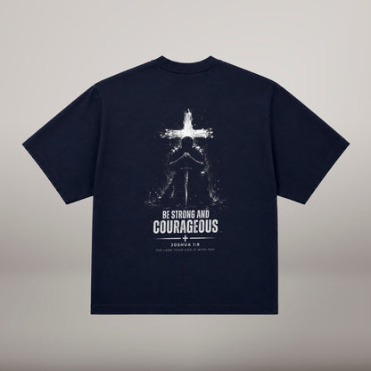 Be Strong and Courageous – T-shirt cristã oversized de homem, azul-marinho (costas)