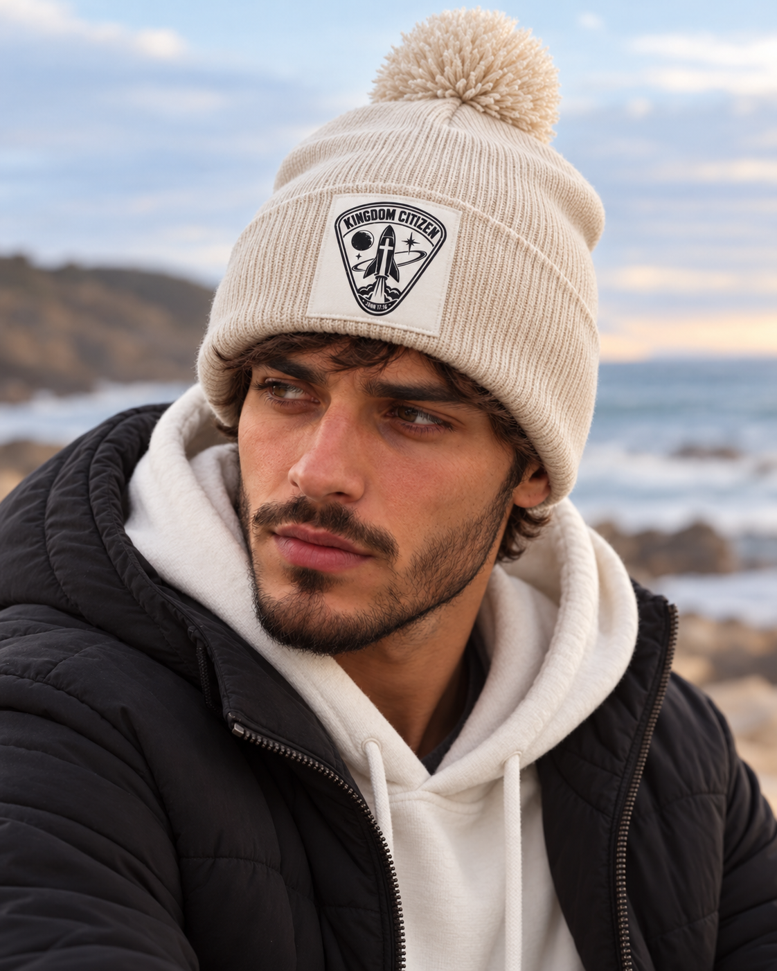 Gorro Cristão com Pompom – Kingdom Citizen
