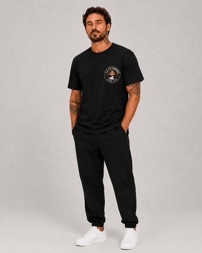 Ele É o Caminho – T-shirt cristã de homem