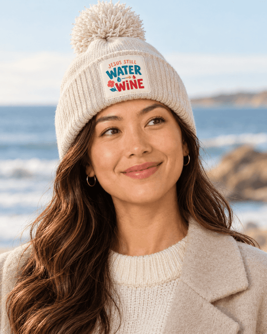 Gorro Cristão com Pompom – Water Into Wine - Sheepfy
