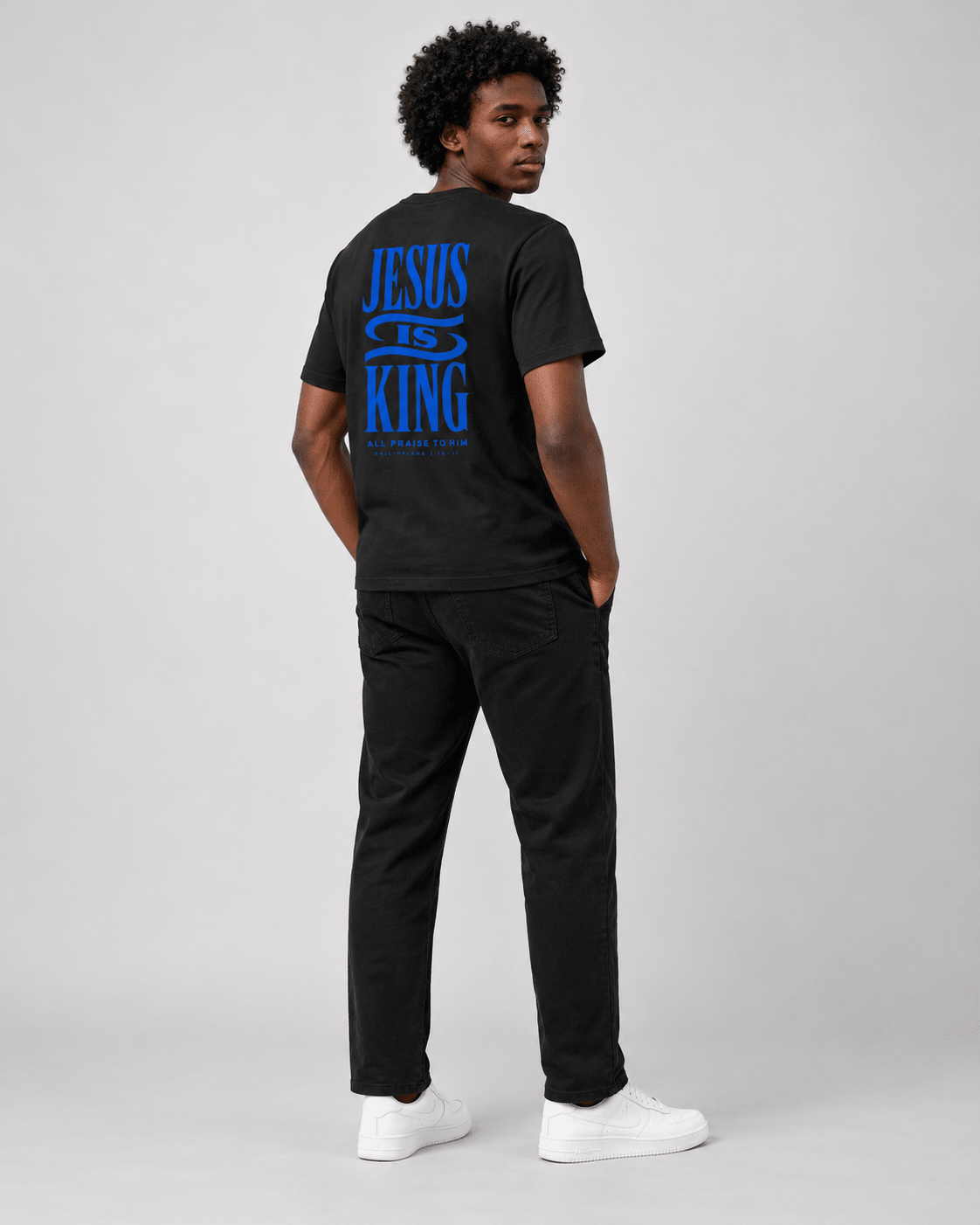 Jesus is King – T-shirt cristã de homem – foto 5
