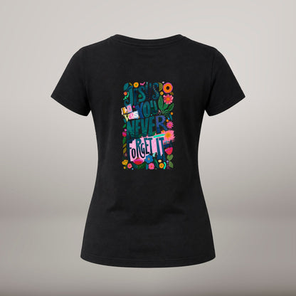 Jesus Loves You, Never Forget It – T-shirt de Manga Curta | Caminho Collection | Sheepfy - Sheepfy
