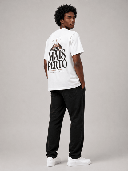 Mais Perto – T-shirt cristã de homem