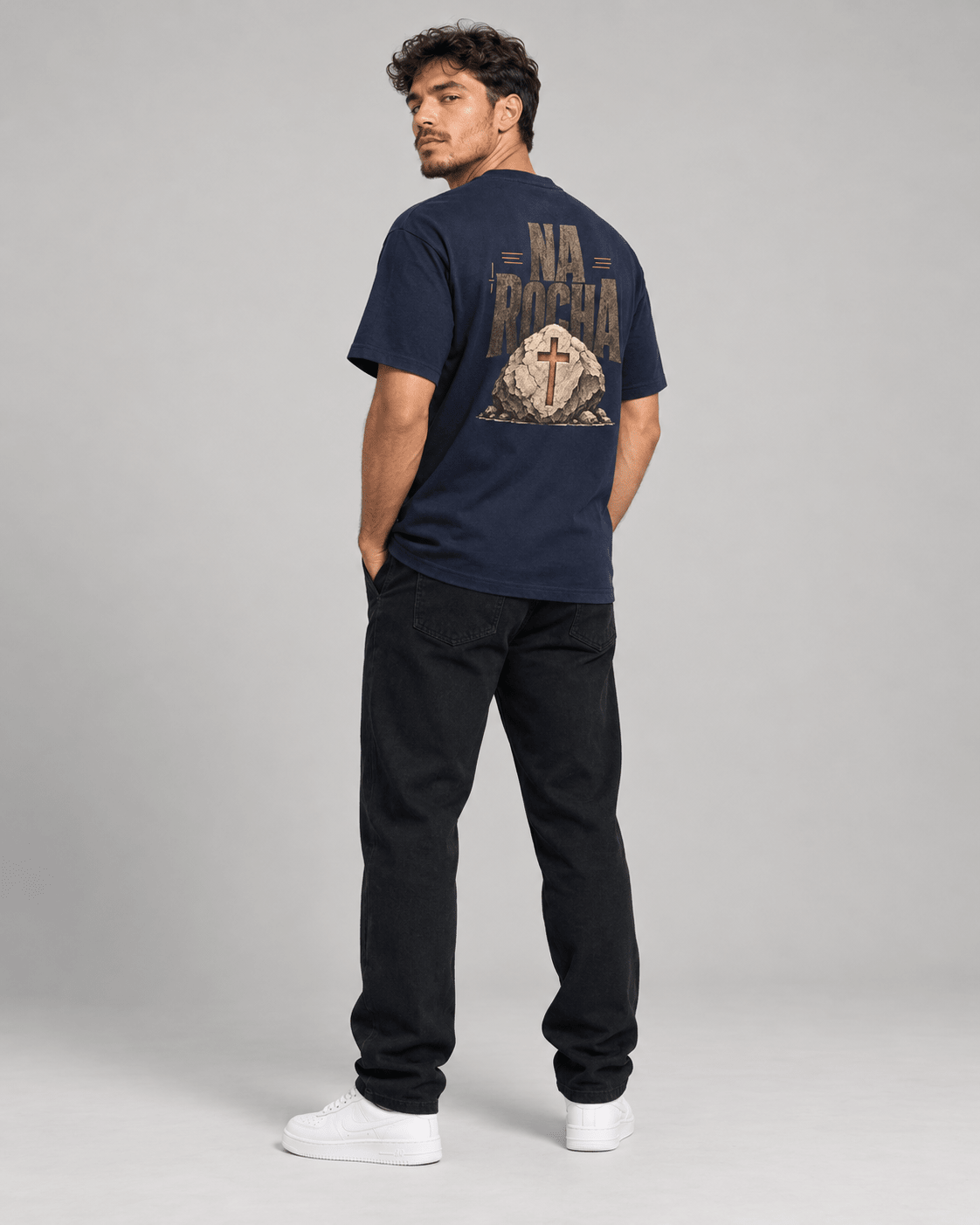 Na Rocha – T-shirt cristã de homem – foto 3