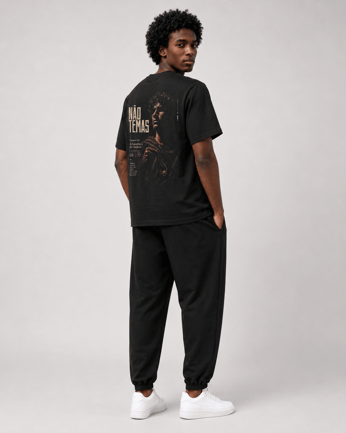Não Temas – T-shirt cristã oversized de homem