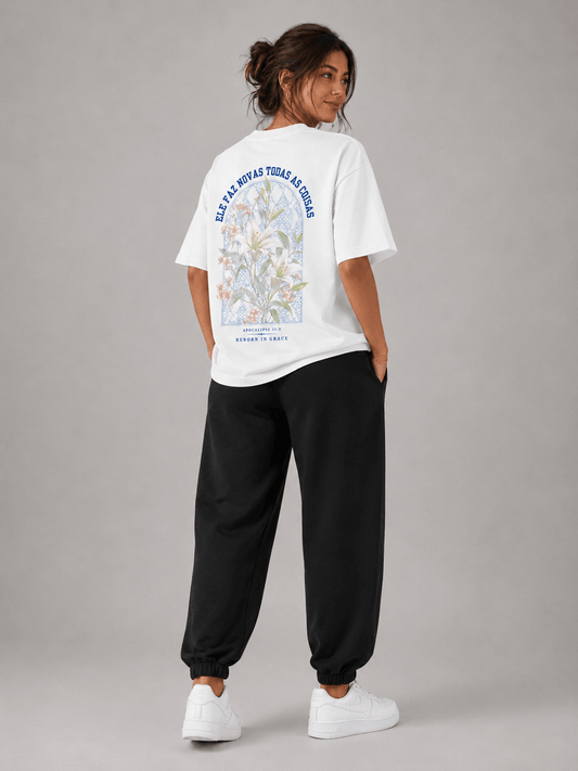 Novas Todas as Coisas – T-shirt cristã oversized de mulher