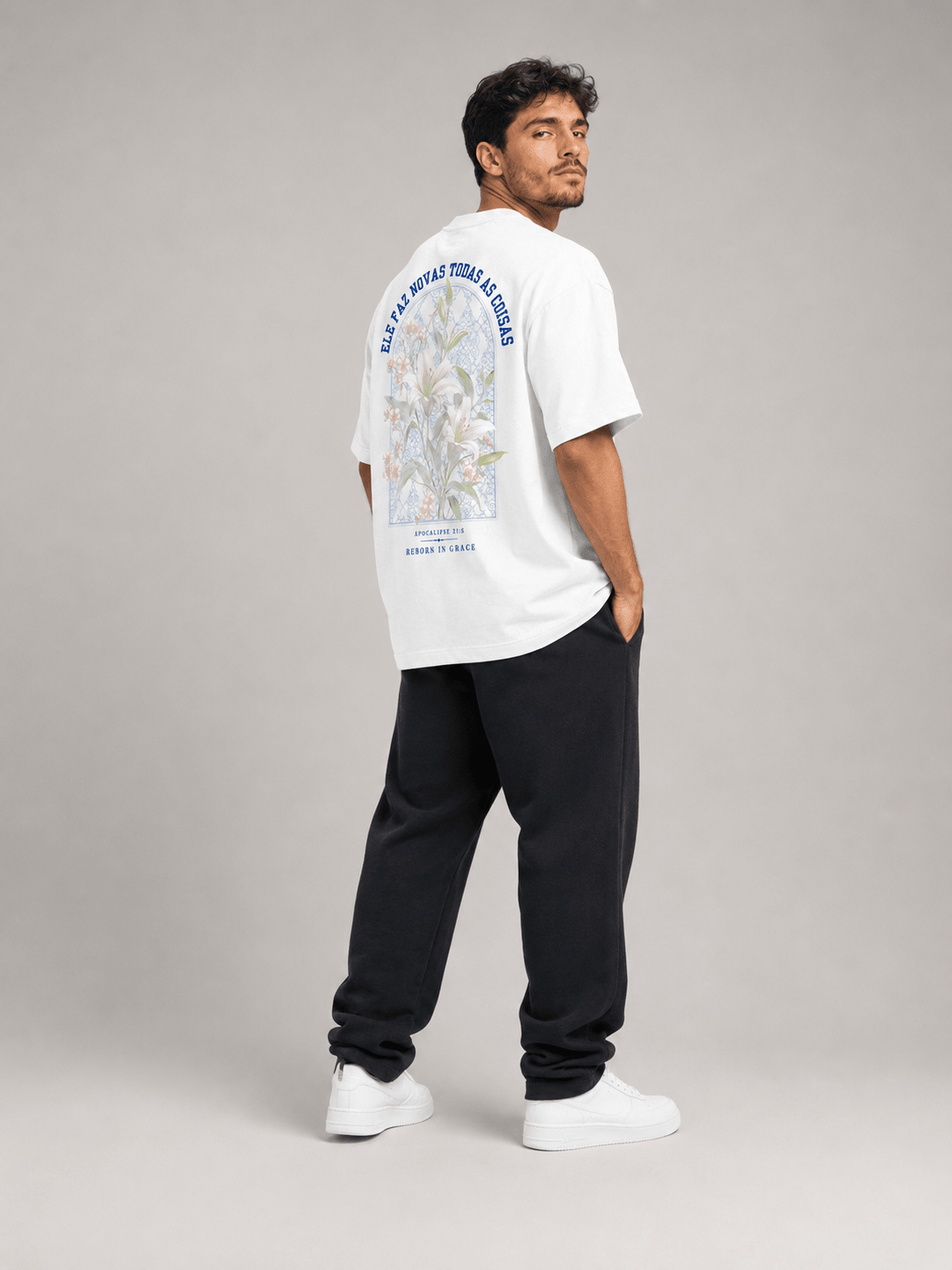 Novas Todas as Coisas – T-shirt cristã oversized de homem