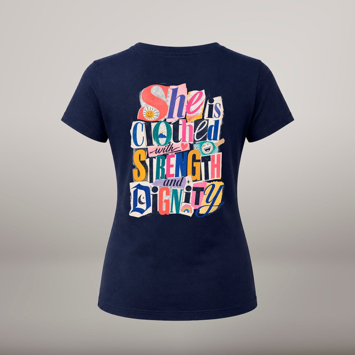 She Is Clothed – T-shirt de Manga Curta | Caminho Collection | Sheepfy - Sheepfy