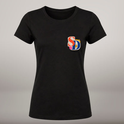 She Is Clothed – T-shirt de Manga Curta | Caminho Collection | Sheepfy - Sheepfy