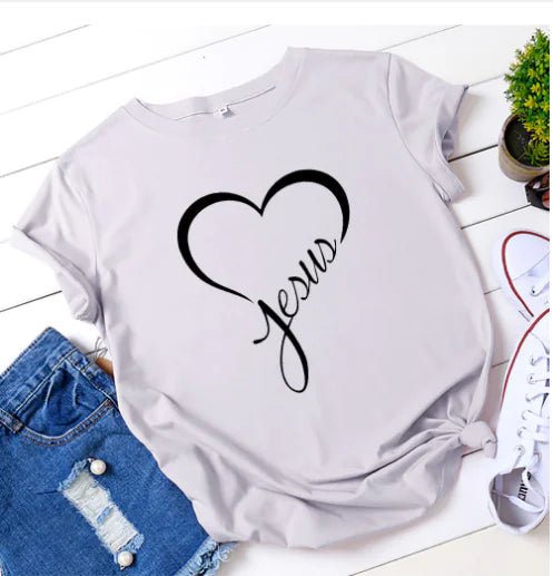 T-shirt camisa curta - Coração e Fé em Jesus - Sheepfy