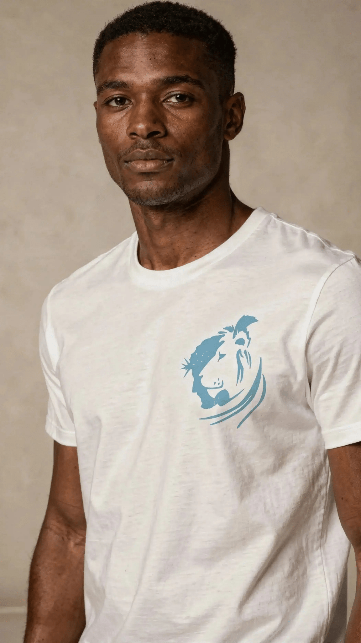 T-shirt de Manga Curta Arte Leão Cristo - Sheepfy Essentials - Sheepfy