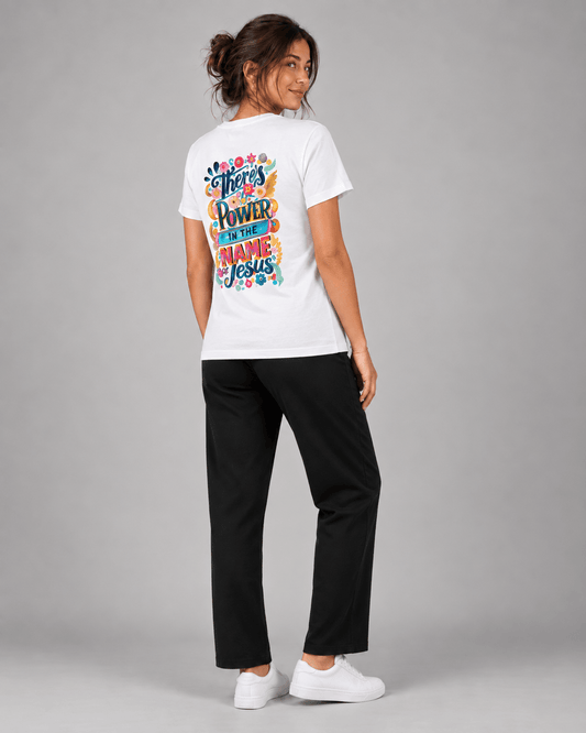 There's Power in the Name of Jesus – T-shirt cristã de mulher – foto 2