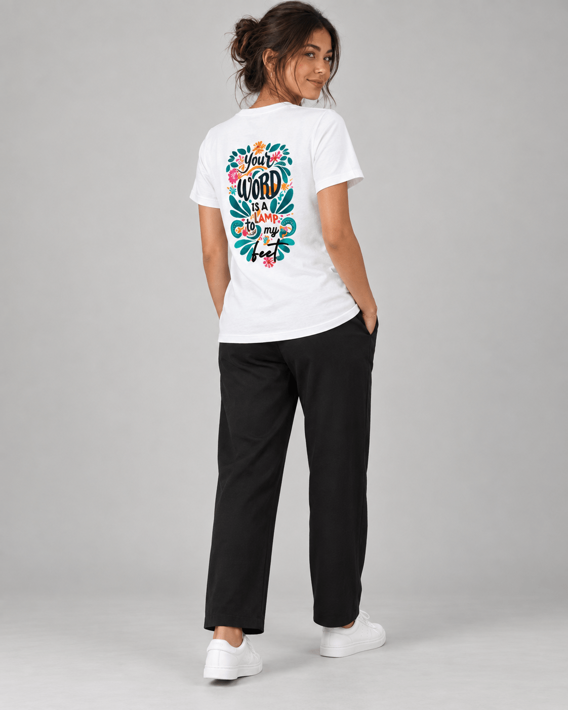 Your Word Is a Lamp to My Feet – T-shirt cristã de mulher – foto 3