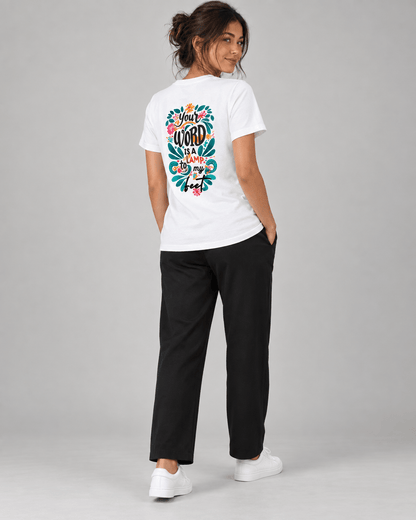 Your Word Is a Lamp to My Feet – T-shirt cristã de mulher – foto 3